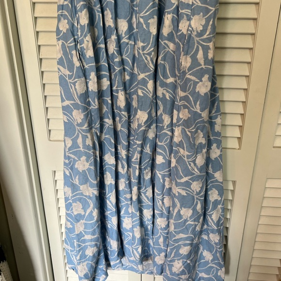 A New Day Light Blue and White Patterned Top - Picture 6 of 7